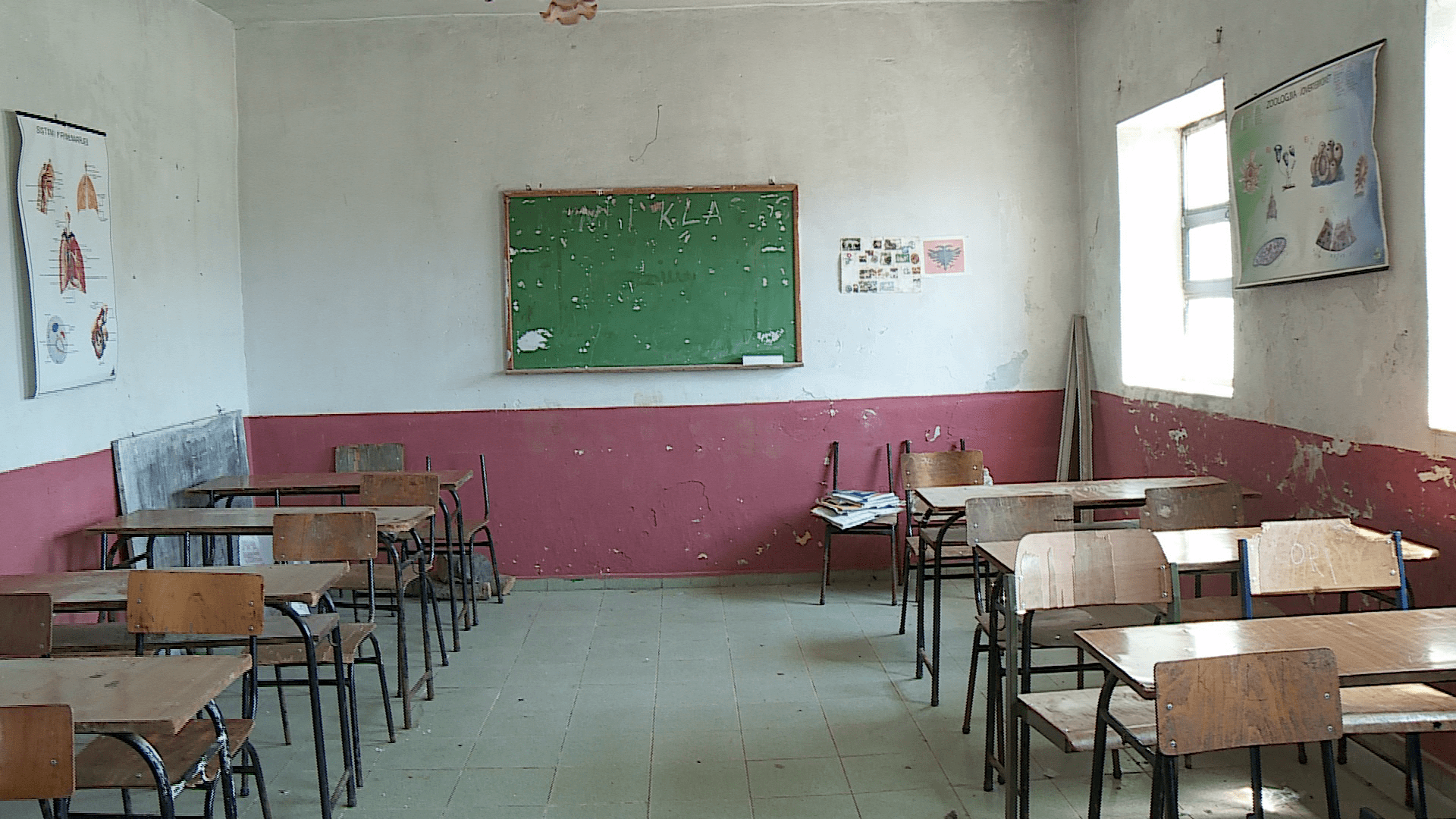 Klasë në shkollën e mesme të Iballës. Foto: E. GJ / Citizens Channel